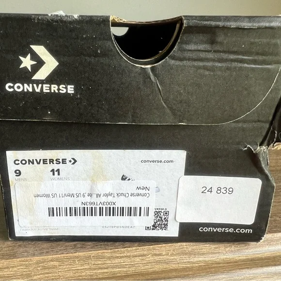 CONVERSE NEW Unisex CTAS Low Black White Shoe Size 9 or 11 #B1429